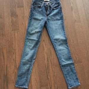 Levi's skinny jeans